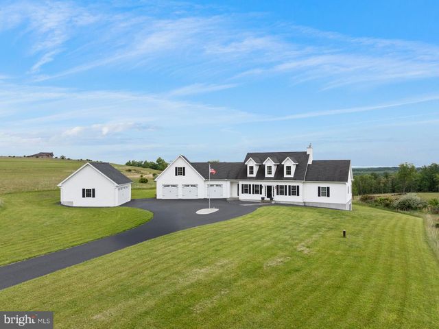 389 CARR HILL RD, Gettysburg, PA 17325