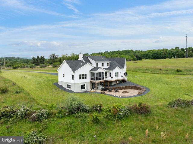 389 CARR HILL RD, Gettysburg, PA 17325
