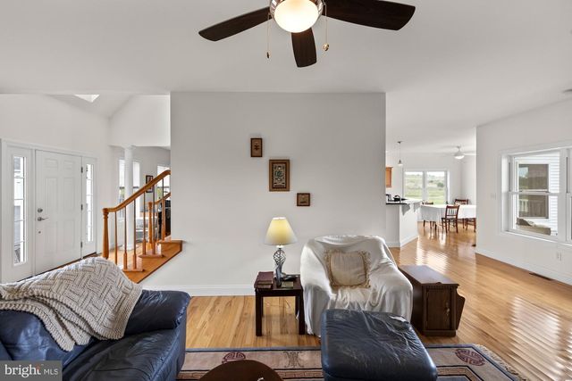 389 CARR HILL RD, Gettysburg, PA 17325