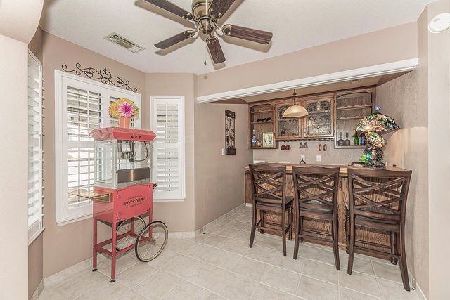 1405 W Flora Avenue, Reedley, CA 93654