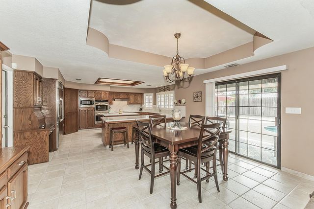 1405 W Flora Avenue, Reedley, CA 93654