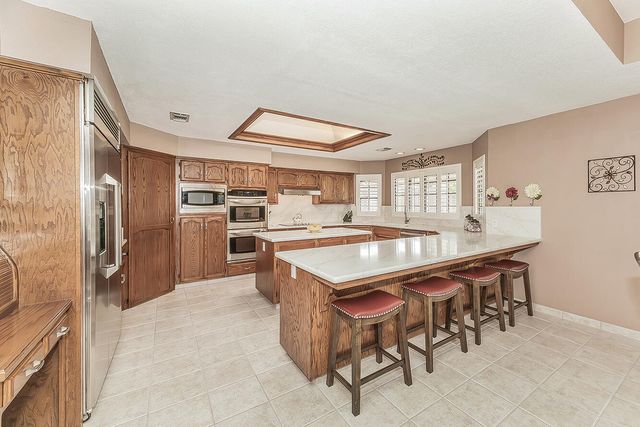 1405 W Flora Avenue, Reedley, CA 93654