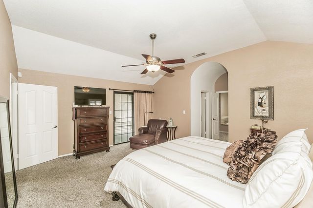 1405 W Flora Avenue, Reedley, CA 93654