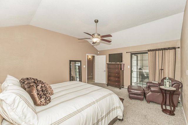 1405 W Flora Avenue, Reedley, CA 93654