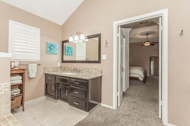 1405 W Flora Avenue, Reedley, CA 93654