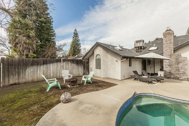 1405 W Flora Avenue, Reedley, CA 93654