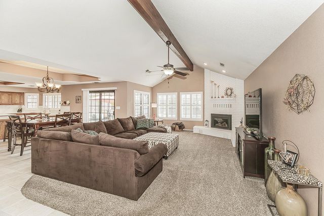 1405 W Flora Avenue, Reedley, CA 93654