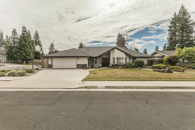 1405 W Flora Avenue, Reedley, CA 93654
