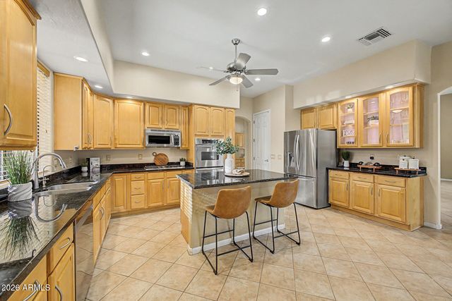 2089 E PARK Avenue, Gilbert, AZ 85234