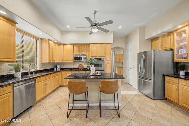 2089 E PARK Avenue, Gilbert, AZ 85234