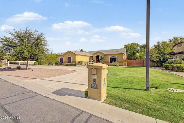 2089 E PARK Avenue, Gilbert, AZ 85234