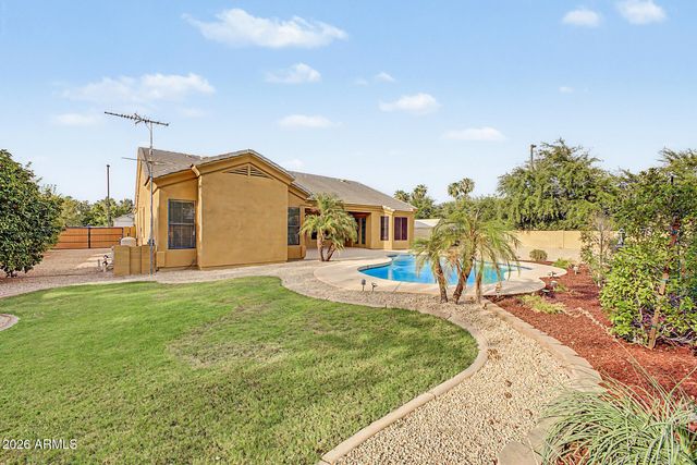 2089 E PARK Avenue, Gilbert, AZ 85234