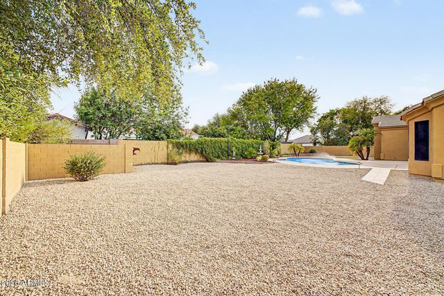 2089 E PARK Avenue, Gilbert, AZ 85234