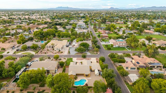 2089 E PARK Avenue, Gilbert, AZ 85234