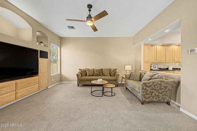 2089 E PARK Avenue, Gilbert, AZ 85234