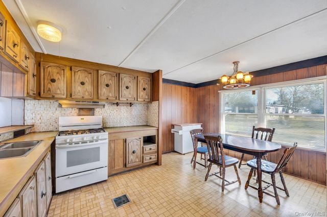 22 Buttercup Drive, Bohemia, NY 11716