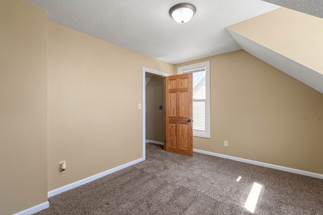 817 Buchanan Street, Des Moines, IA 50316