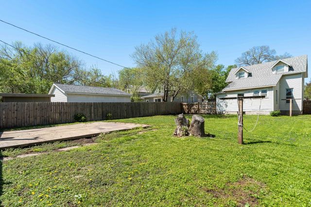 817 Buchanan Street, Des Moines, IA 50316