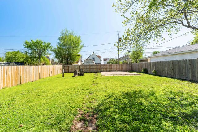 817 Buchanan Street, Des Moines, IA 50316