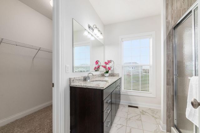 5962 Laurel Lane, Delaware, OH 43015