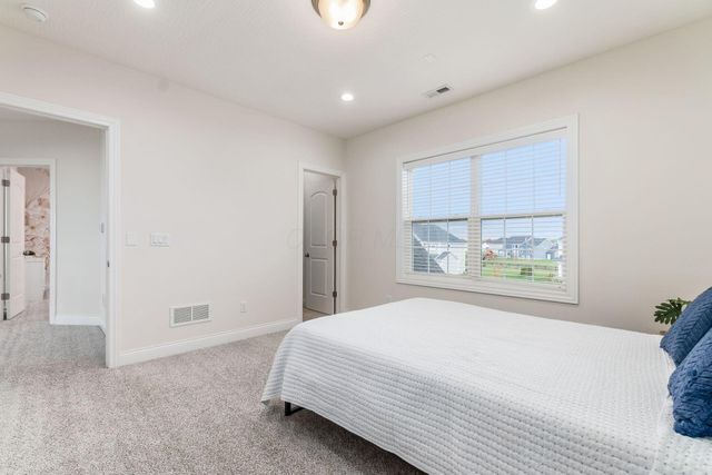 5962 Laurel Lane, Delaware, OH 43015