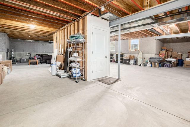 5962 Laurel Lane, Delaware, OH 43015