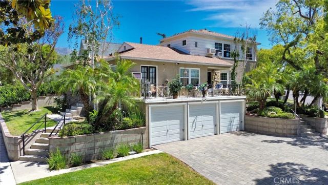 1120 East Avenue, Burbank, CA 91504