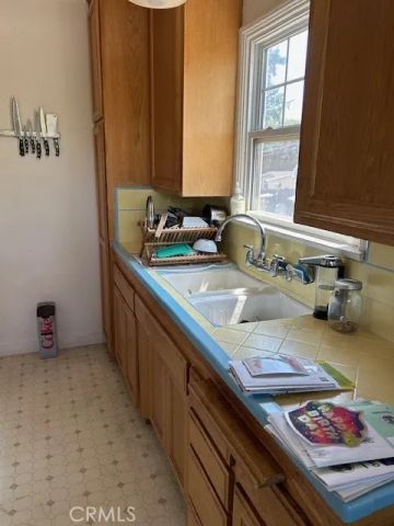1120 East Avenue, Burbank, CA 91504