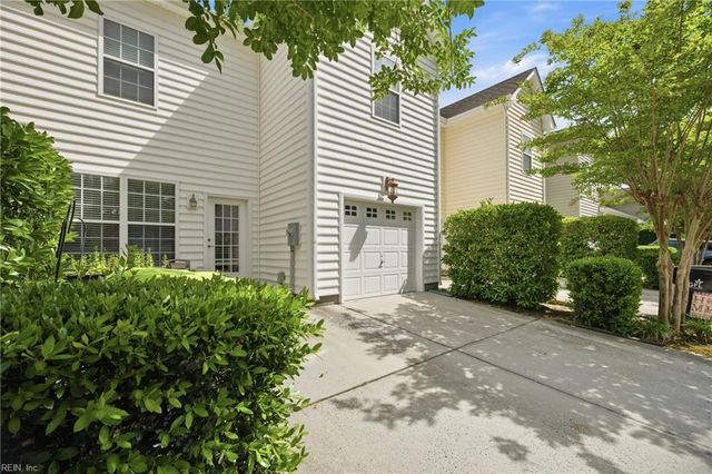 4584 Willow Croft DR, Virginia Beach, VA 23462