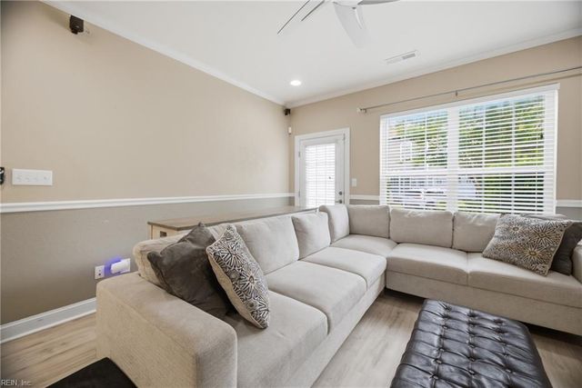 4584 Willow Croft DR, Virginia Beach, VA 23462