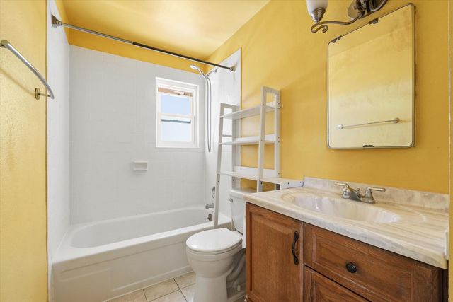 404 Cabrillo Ave, Davis, CA 95616