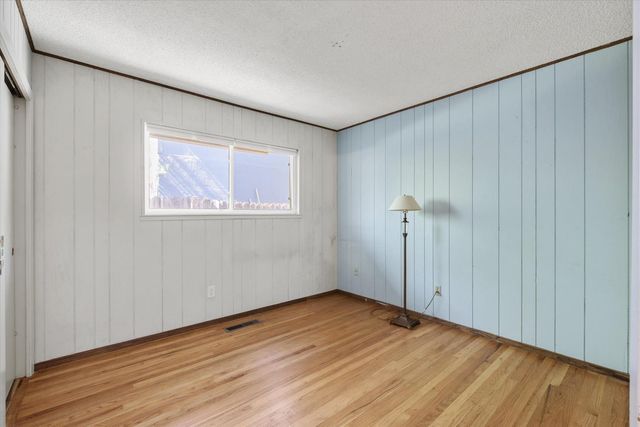 404 Cabrillo Ave, Davis, CA 95616