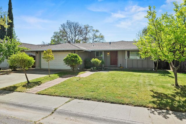 404 Cabrillo Ave, Davis, CA 95616