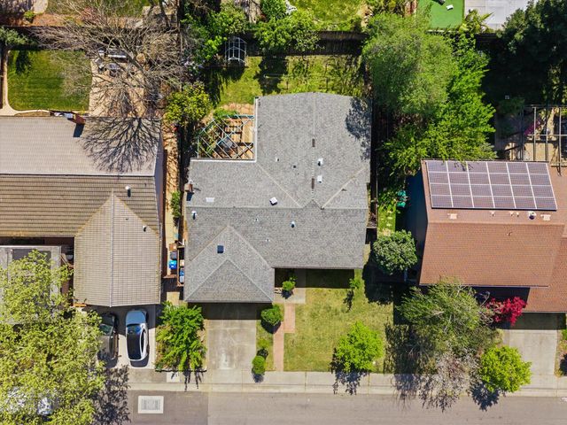 404 Cabrillo Ave, Davis, CA 95616