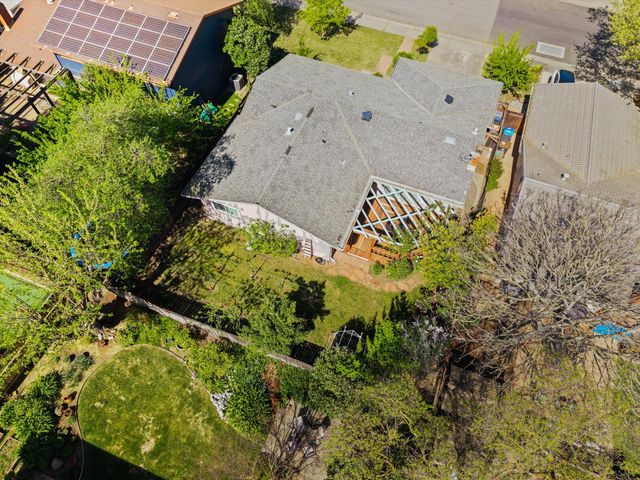 404 Cabrillo Ave, Davis, CA 95616