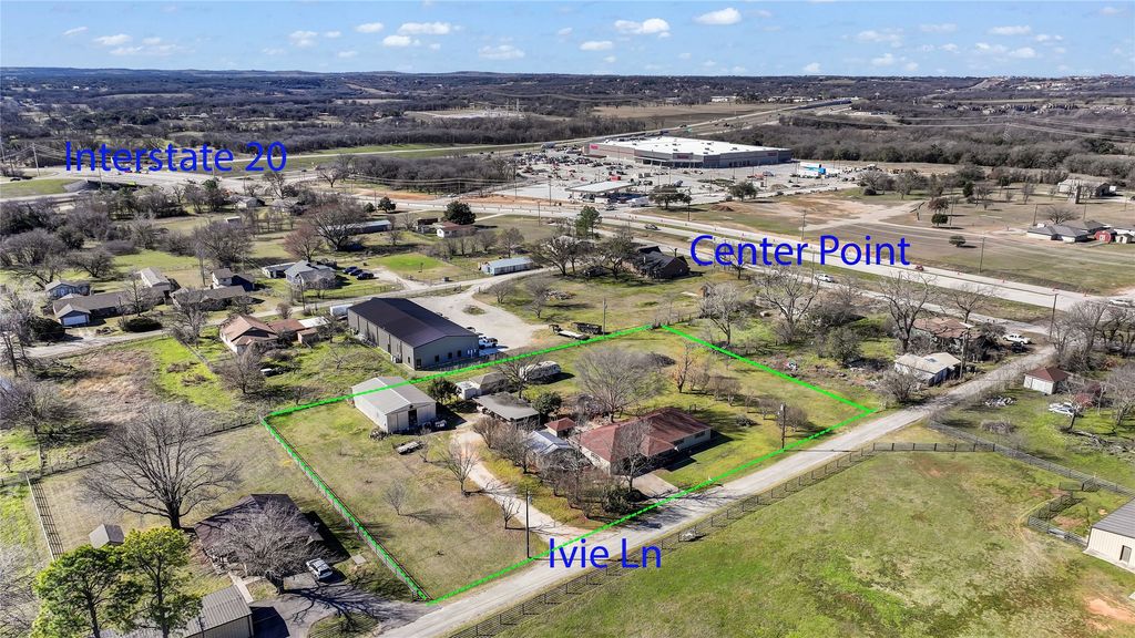 2304 Ivie Lane, Weatherford, TX 76087