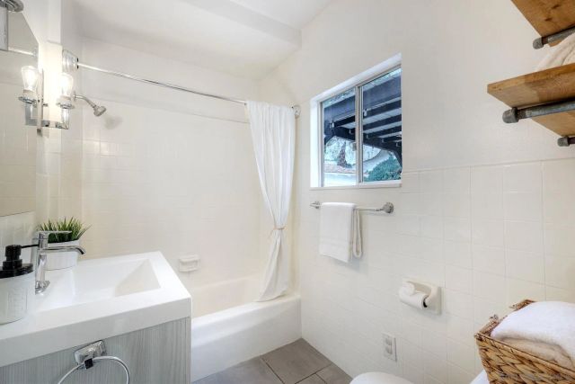 3476 Reynard Way, San Diego, CA 92103