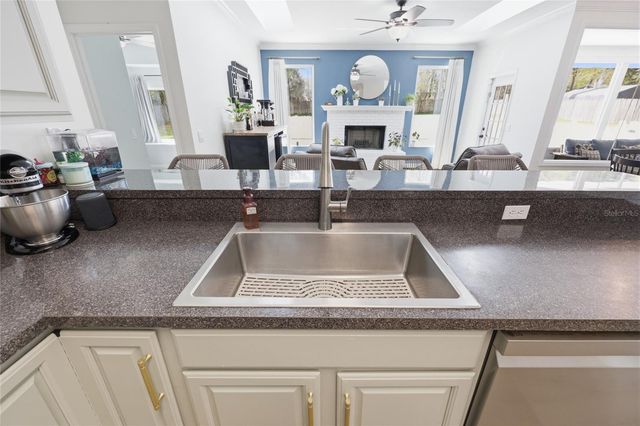 10007 NW 24TH PLACE, Gainesville, FL 32606