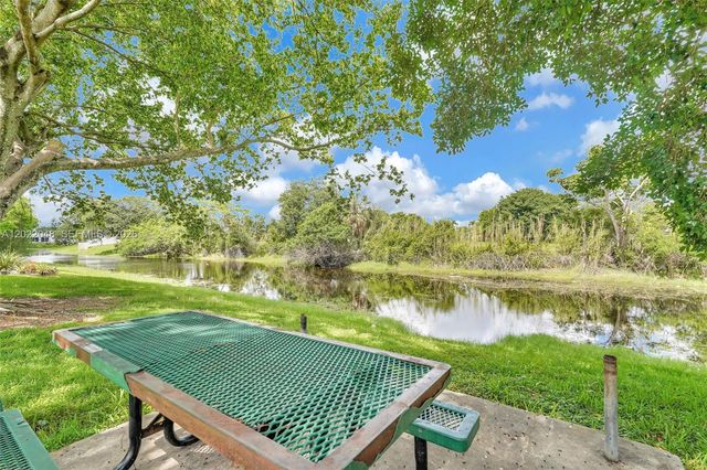 400 NW 65th Ave 210, Margate, FL 33063