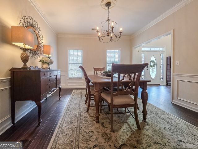 6084 Fairlong Point NW, Acworth, GA 30101