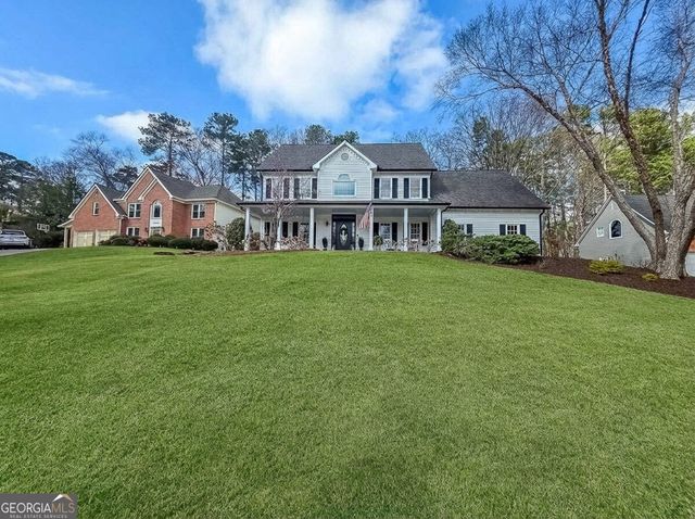 6084 Fairlong Point NW, Acworth, GA 30101