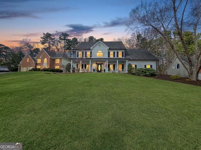 6084 Fairlong Point NW, Acworth, GA 30101