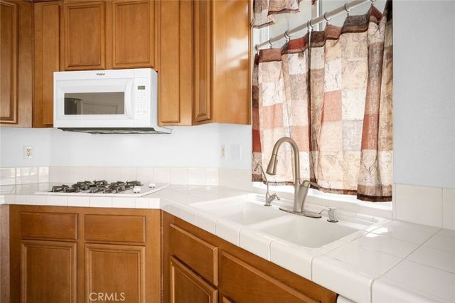 29511 Dana Court, Canyon Country, CA 91387