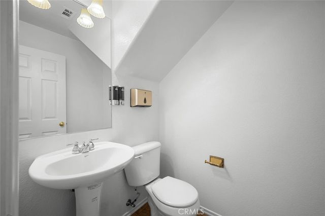 29511 Dana Court, Canyon Country, CA 91387