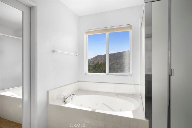 29511 Dana Court, Canyon Country, CA 91387