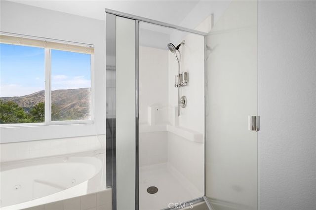 29511 Dana Court, Canyon Country, CA 91387