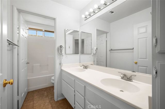 29511 Dana Court, Canyon Country, CA 91387