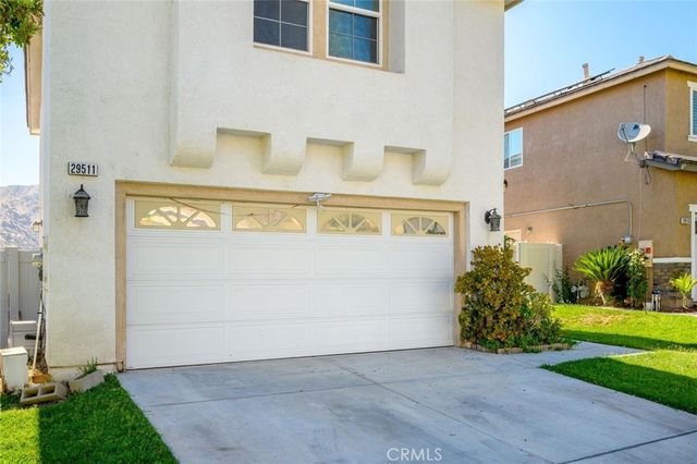 29511 Dana Court, Canyon Country, CA 91387
