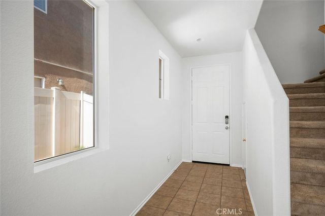 29511 Dana Court, Canyon Country, CA 91387