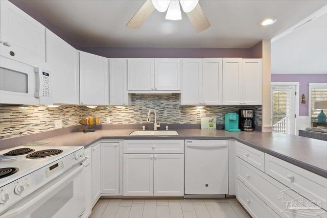 1466 Sonata Ct, Navarre Beach, FL 32566